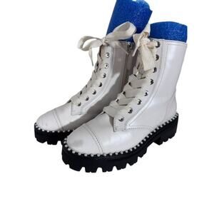 "KATE SPADE" Merritt‎ Pearl lug Booties Size 7.5 PLZ READ FINAL SALE!!!